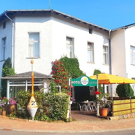 Baltisches Haus Pension Moll ツィノヴィッツ エクステリア 写真