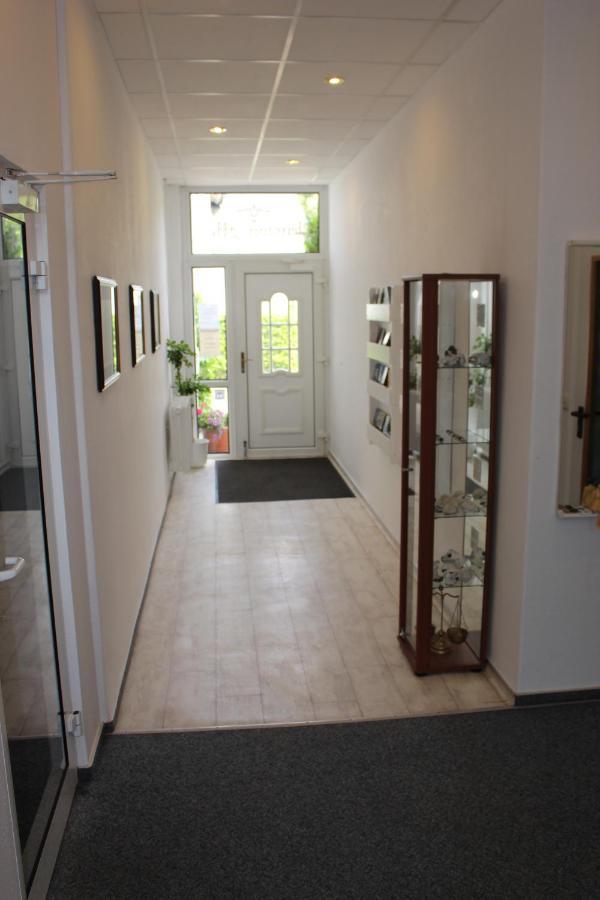 Baltisches Haus Pension Moll ツィノヴィッツ エクステリア 写真