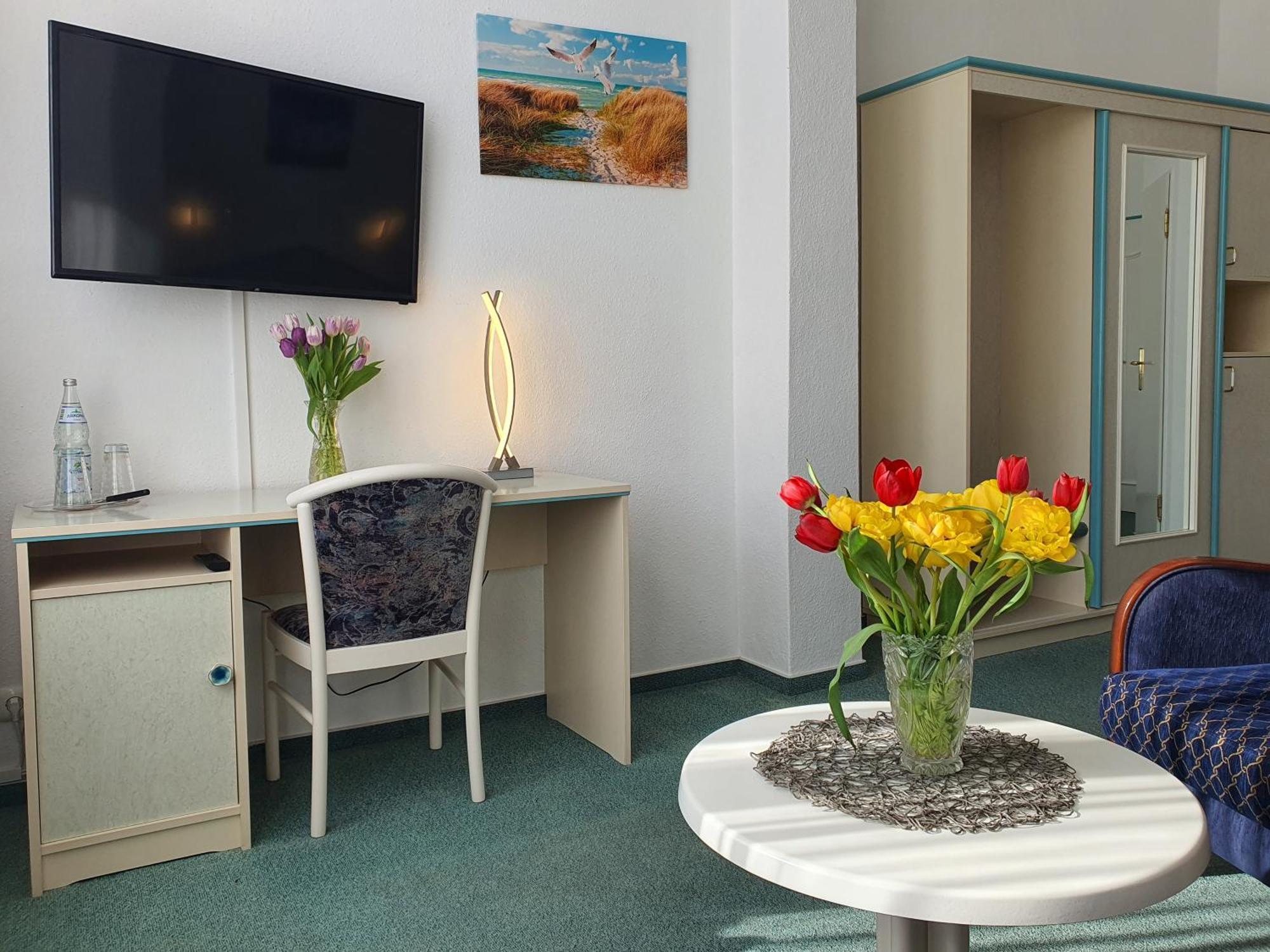 Baltisches Haus Pension Moll ツィノヴィッツ エクステリア 写真
