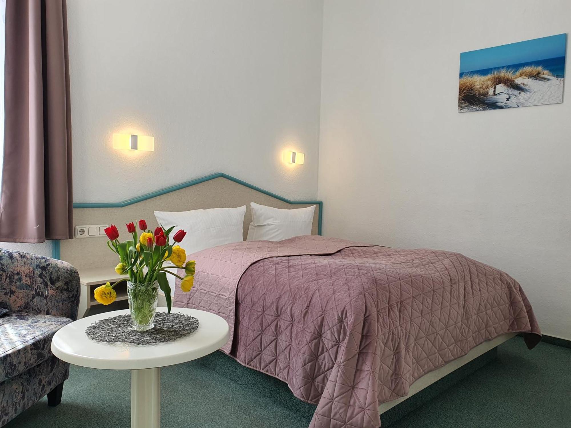 Baltisches Haus Pension Moll ツィノヴィッツ エクステリア 写真