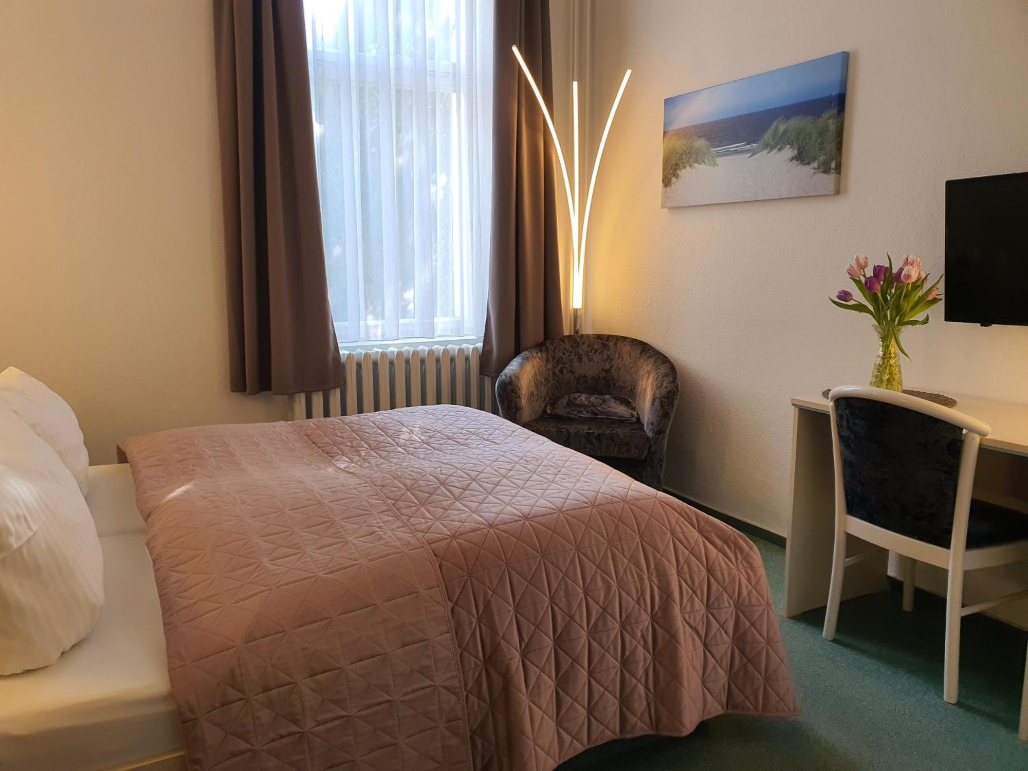 Baltisches Haus Pension Moll ツィノヴィッツ エクステリア 写真