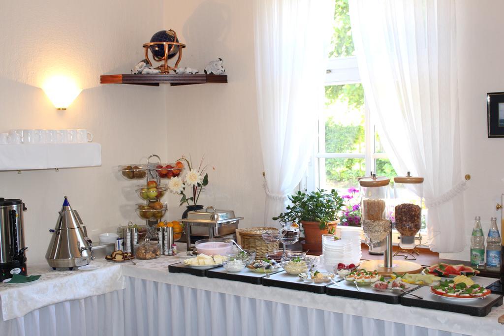 Baltisches Haus Pension Moll ツィノヴィッツ エクステリア 写真