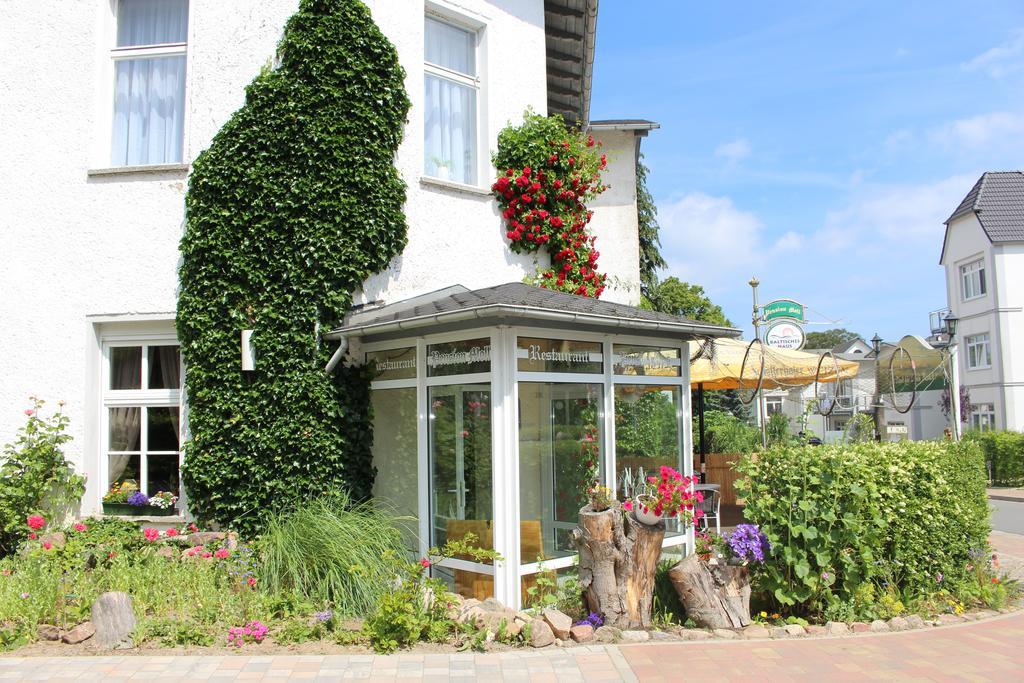 Baltisches Haus Pension Moll ツィノヴィッツ エクステリア 写真